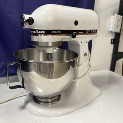 Kitchenaide Stand Mixer With Bowl And Dough Hook 