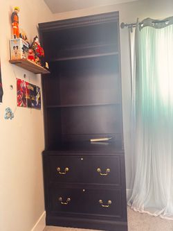 FREE HEKMAN Bookcase /  Storage Cabinet with Drawers — Pickup Only