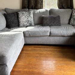 Broyhill Sectional 