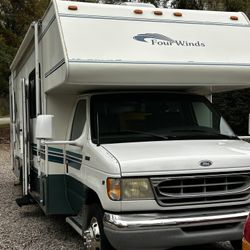 1998 Four Winds Rv.