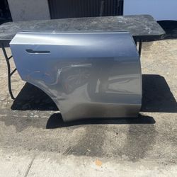 2020 2021 2022 2023 TESLA MODEL Y RIGHT PASSENGER REAR DOOR SHELL