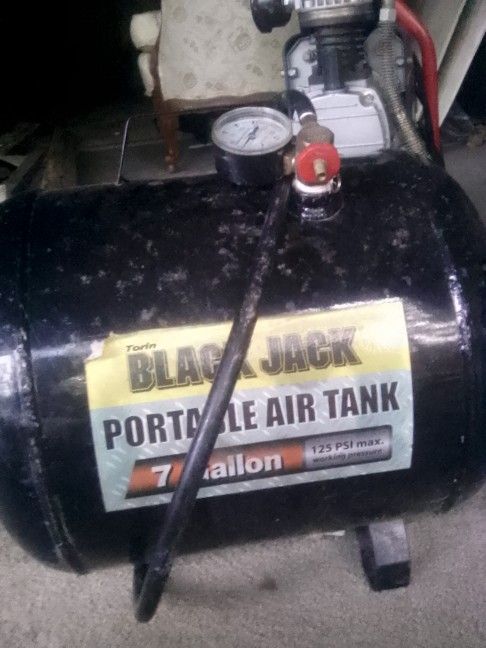 7 Gallon Portable Air Compressor