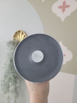 Jolie chrome shower head