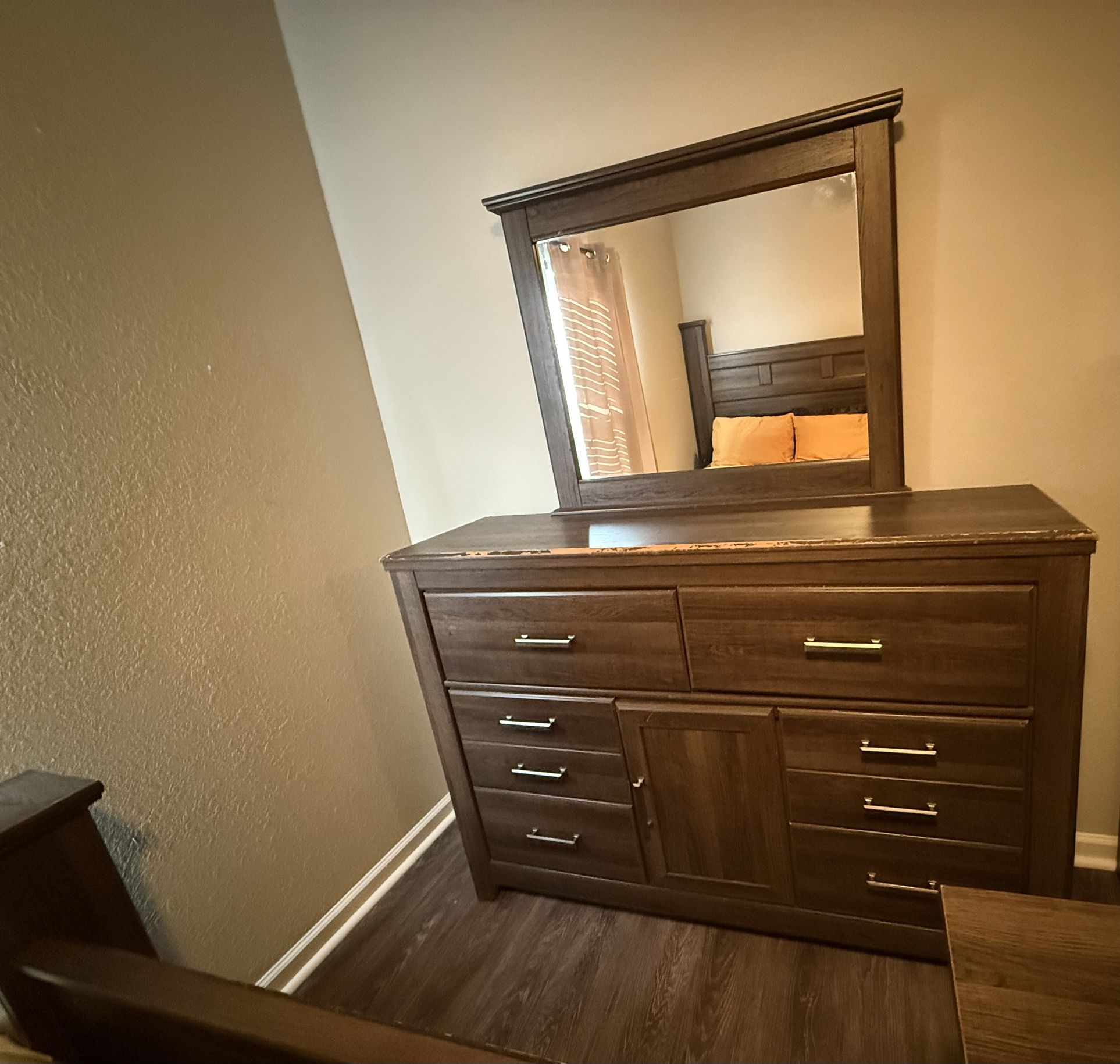 Gray Queen Bedroom Suite Set
