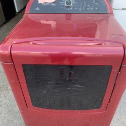 Huge Whirlpool Dryer King Size  Great Cond .,  Warehouse pricing.   Warranty  . Delivery Available . 2522 Market st. 33901