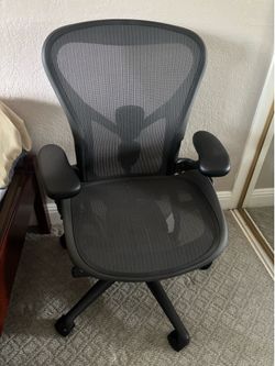 Brand new HermanMiller Aeron® Chairs medium