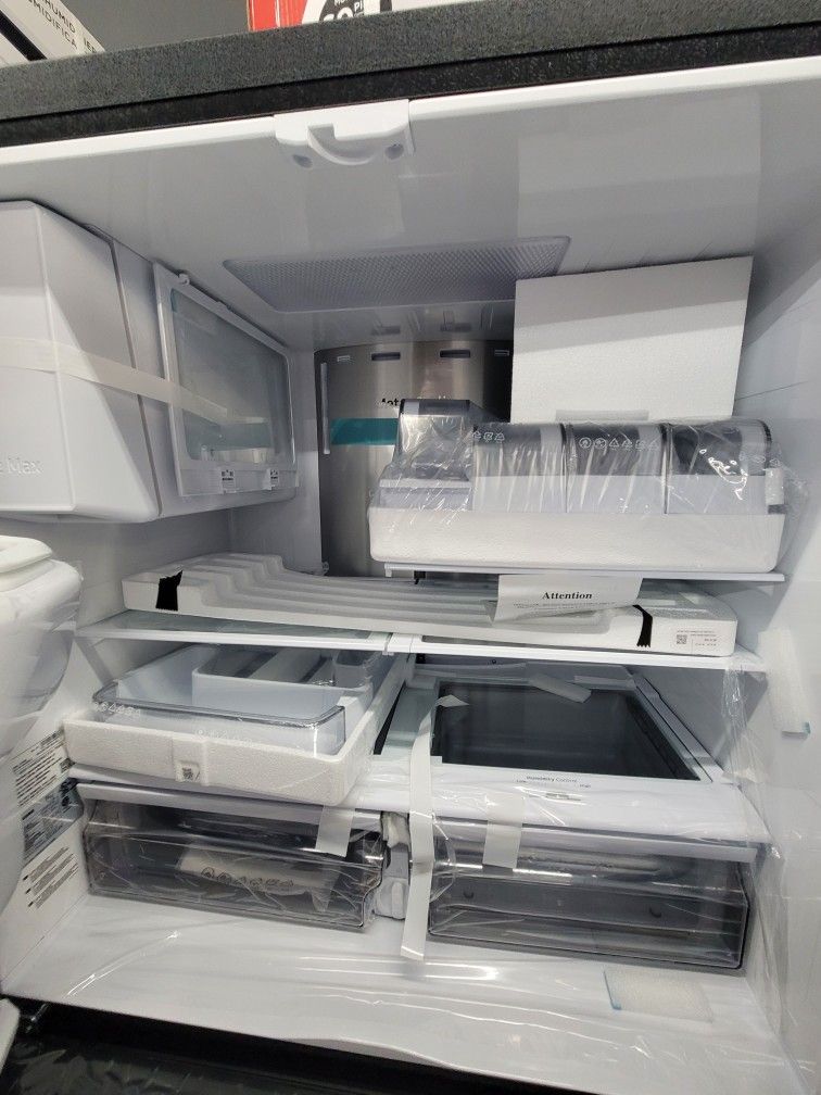 Samsung Black Stainless Steel Family Hub 4 Door Counter Depth