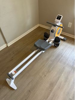 Compact Rowing Machine – Foldable Home Fitness Rower