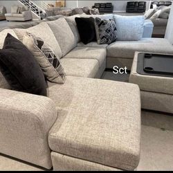 Brand New Megginson Storm Sectional Oversized 