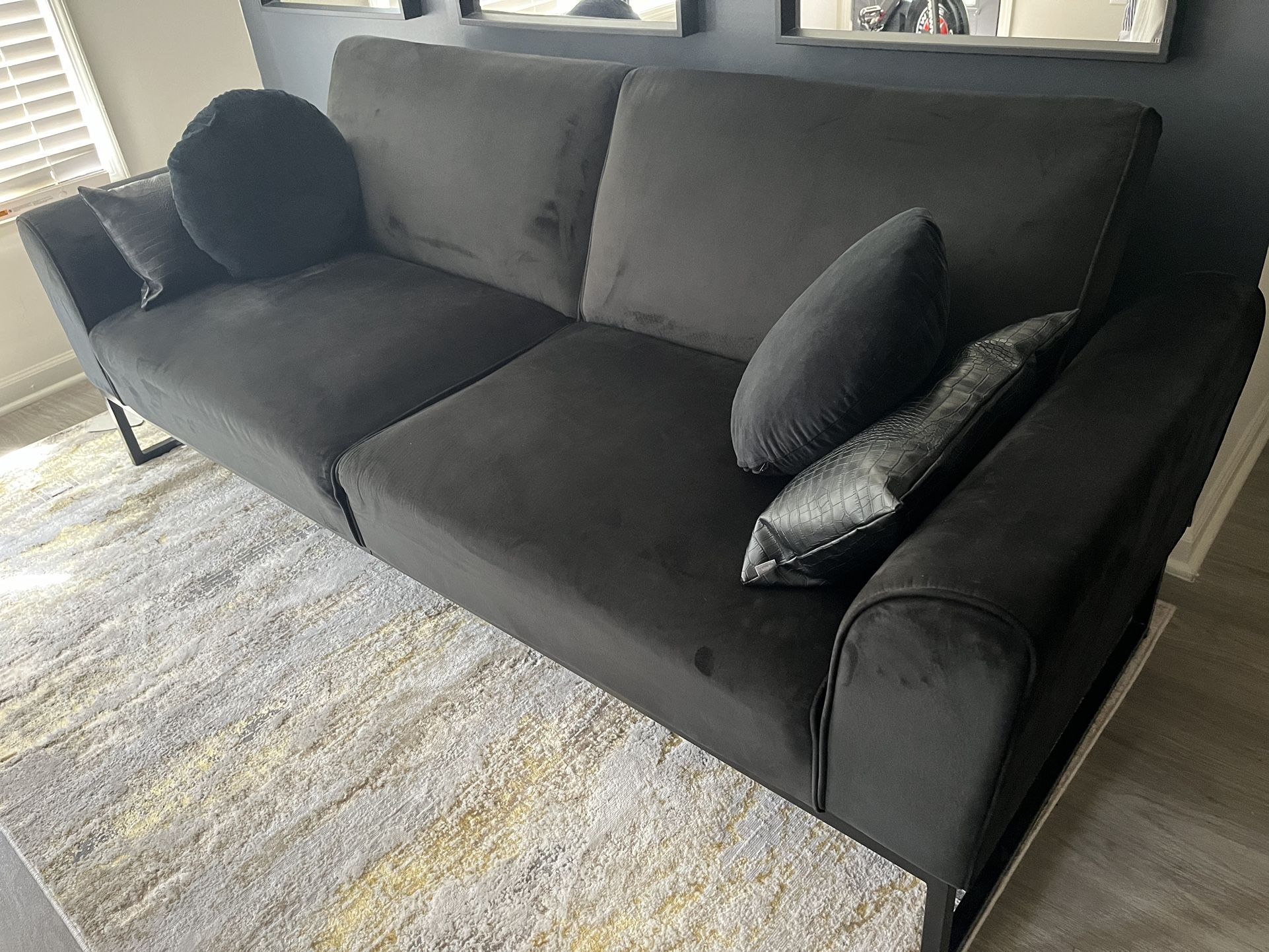 Velvet Sofá Couch