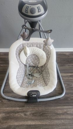 Graco DuetSoothe Swing & Rocker