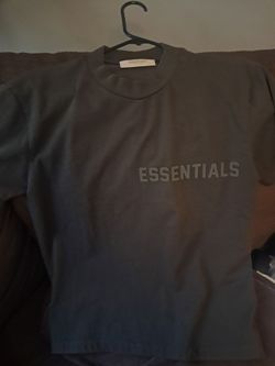 Essentials tee