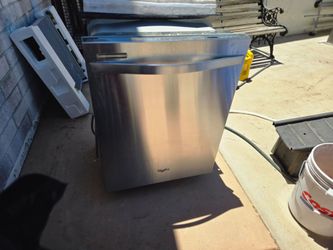 Whirlpool Dishwasher