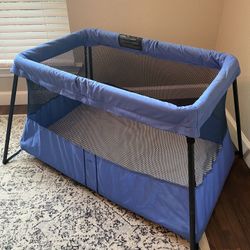 Baby Bjorn Travel Crib