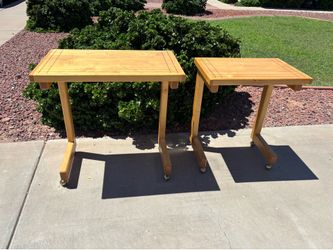 Set of 2 Wooden C-Shaped Side Tables with Casters