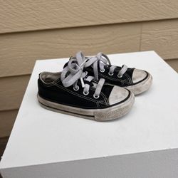 Converse - Kids Size 6