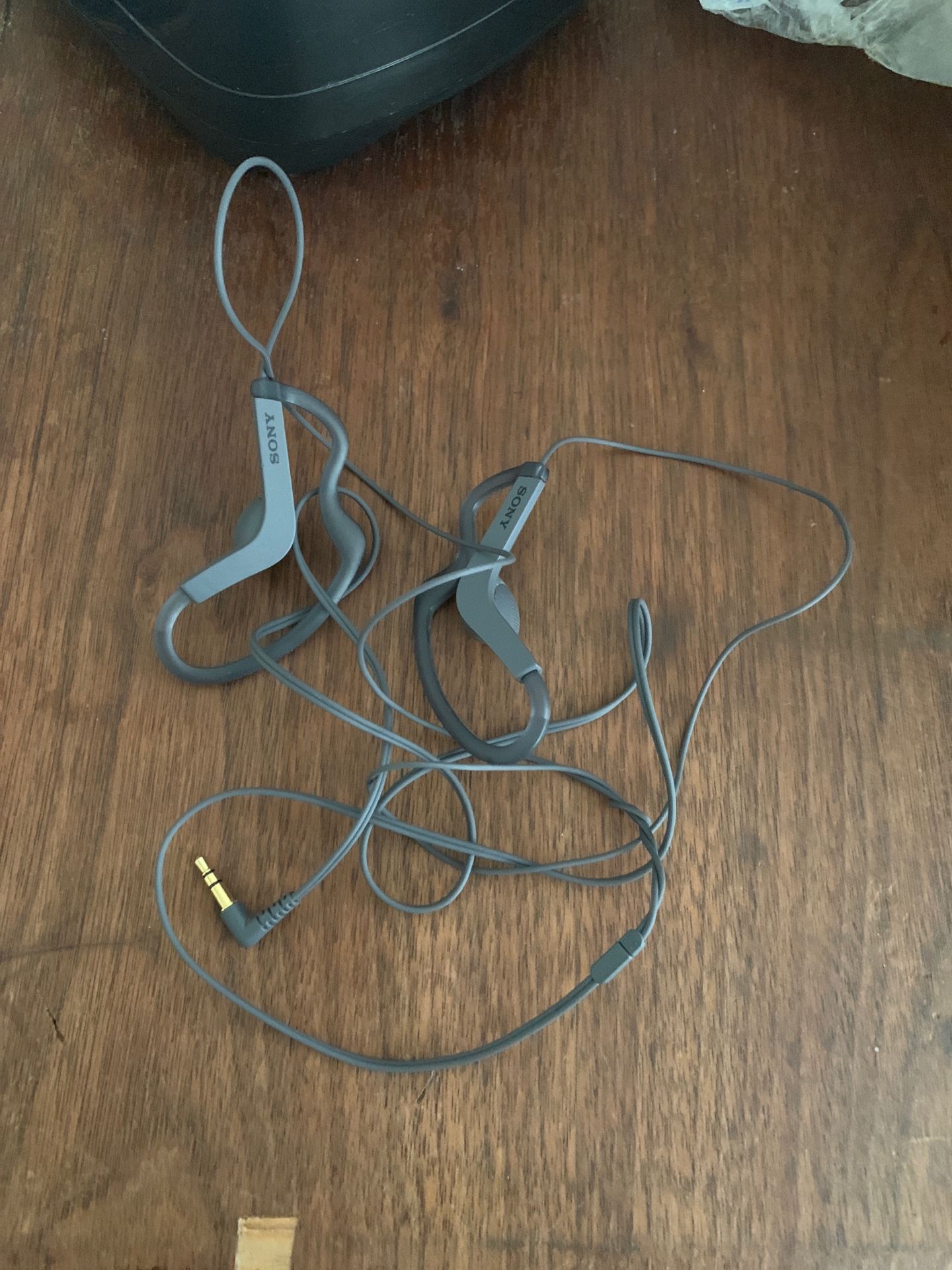 Sony headphones with ear bud rings