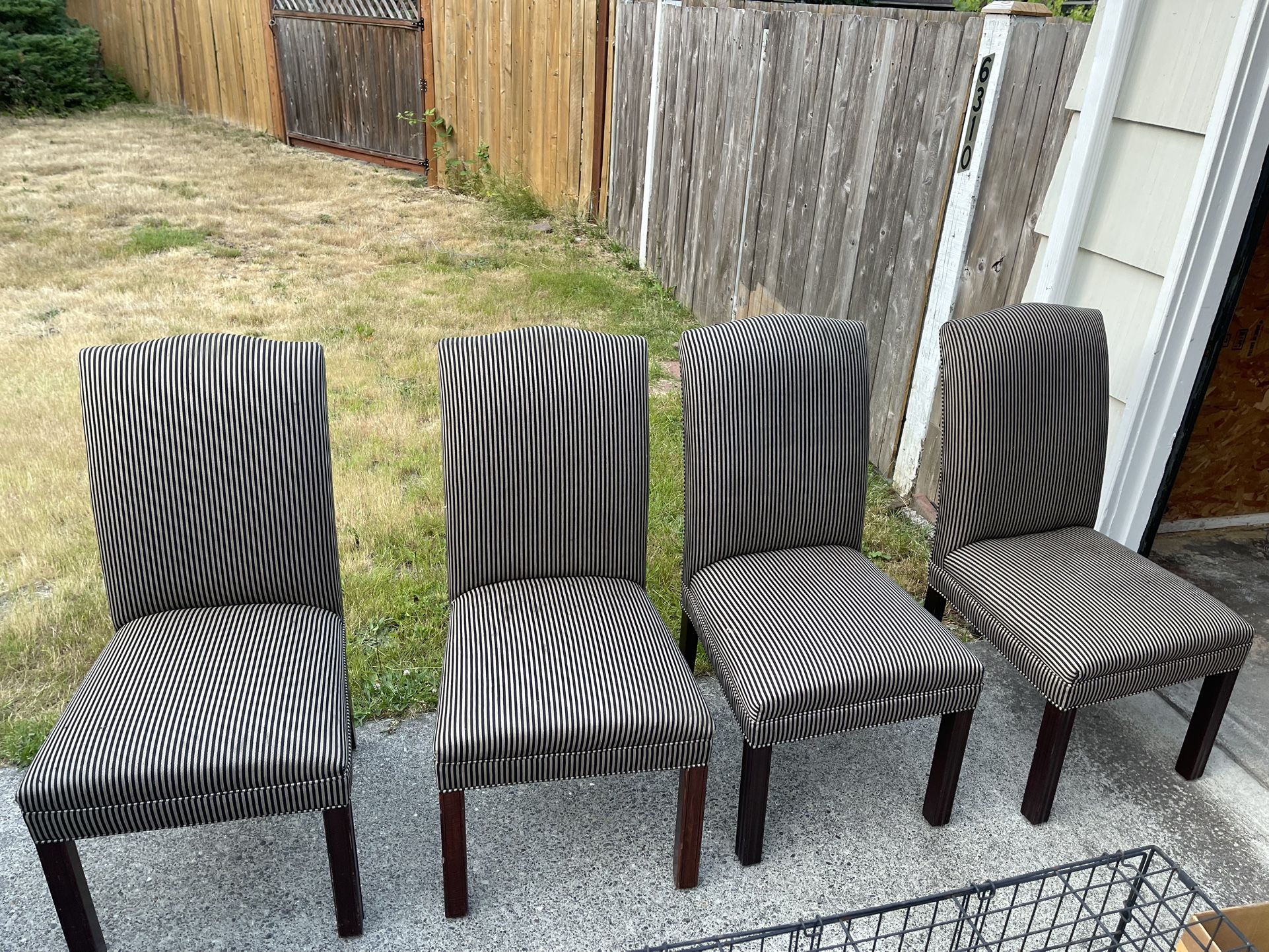 Dining Room Table Chairs