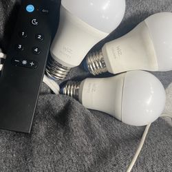 Smartbulbs W/ Remote 
