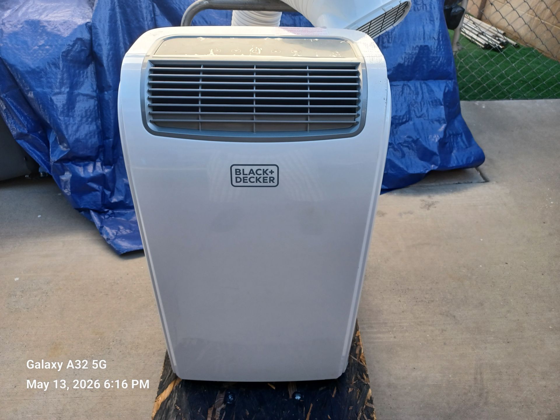 PORTABLE AIR CONDITIONER