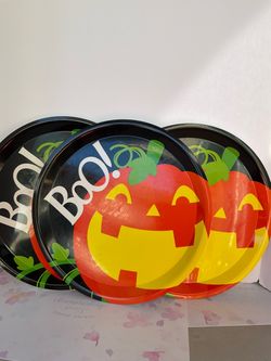 Halloween Round Plastic Trays Set of 3