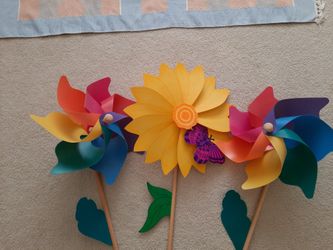 Garden Windmills/ Windmill Decorations 
