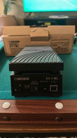 Boss Wireless MIDI Expression Pedal