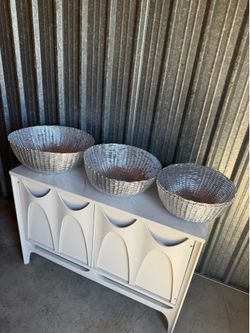 Set of 3 Silver Wicker Decorative Bowls/Baskets – Modern Farmhouse Centerpieces