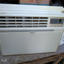 Daewoo Window Air Conditioner AC Unit With Wall mount 5350 BTU 