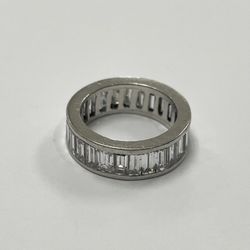 14K White Gold 32 Baguette diamond Ring