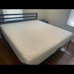 Super Thick King Memory Foam Mattress.  I Can Also Deliver.