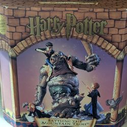 Harry Potter "Battling The Mountain Troll" Limited Edition Collectible Figurine
