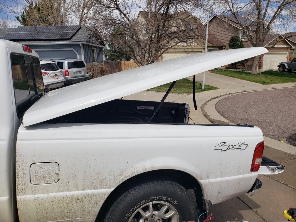 Snug lid truck cap Obo