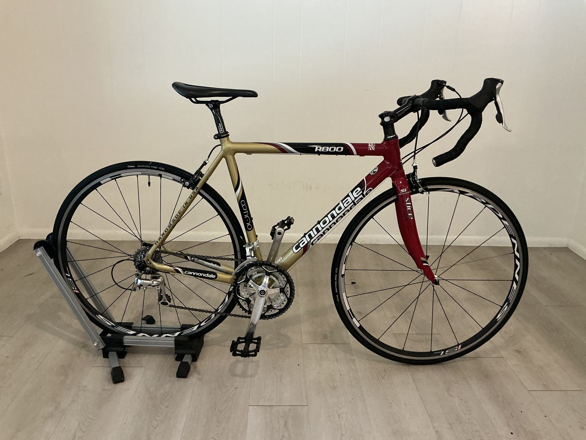 52cm, High-end Cannondale Road Bike ~4’10”-5’9” | LOADED | 1-owner (HandMade USA)