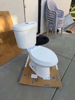Glacier Bay toilet