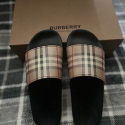 Burberry Slides 