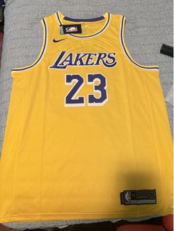 Lakers LeBron James size 2xl