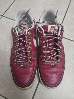 Nike Air Force 1s LOWs 9.5