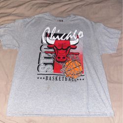 CHICAGO BULLS VINTAGE SHIRT MENS SIZE XXL