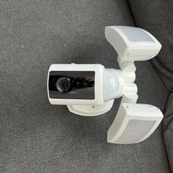 Flood Light Security Camera