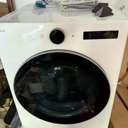 LG  Washer And Dryer