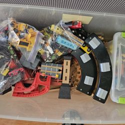 Train Set With 3 Play mats