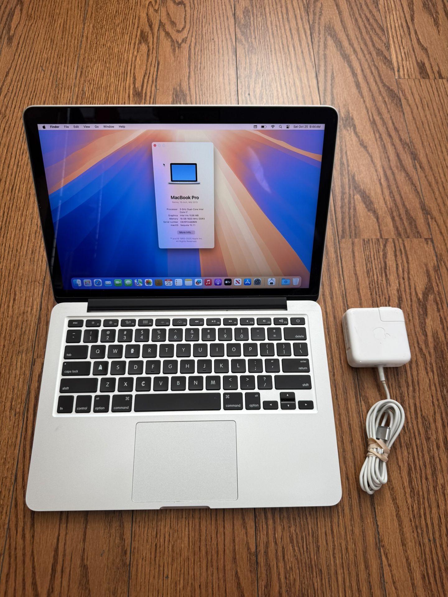 MacBook Pro 13” 2015/Intel I7/16GB RAM/512GB SSD/Fully Functional/Apple Charger