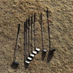 Left handed golf clubs