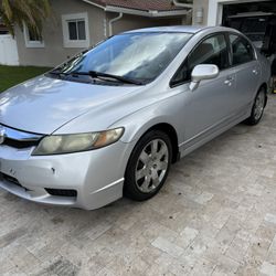 2010 Honda civic 