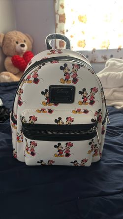 Mickey loungefly bag