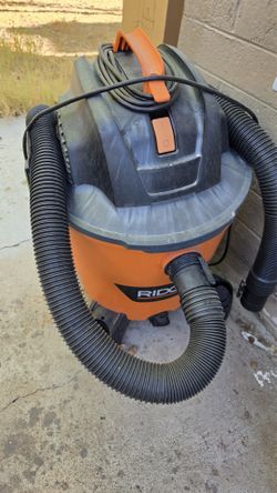Construction vacuum