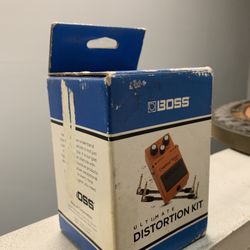 Boss Guitar Effect Pedal Ultimate Distortion Kit DS-1 