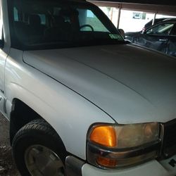 2005 GMC Yukon
