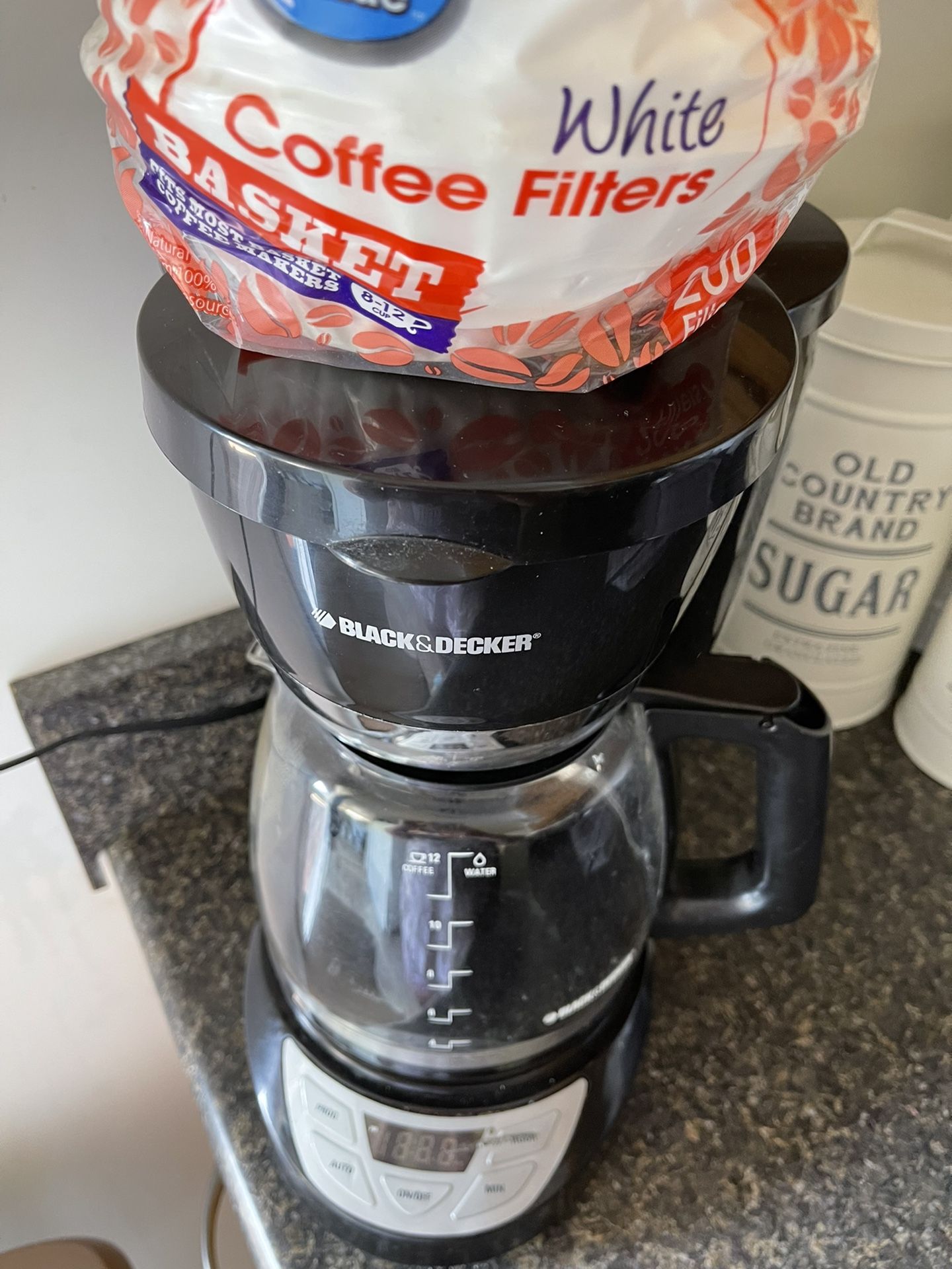 Black And Decker Coffee Pot Works Great Got New One Pls Pick Up $20